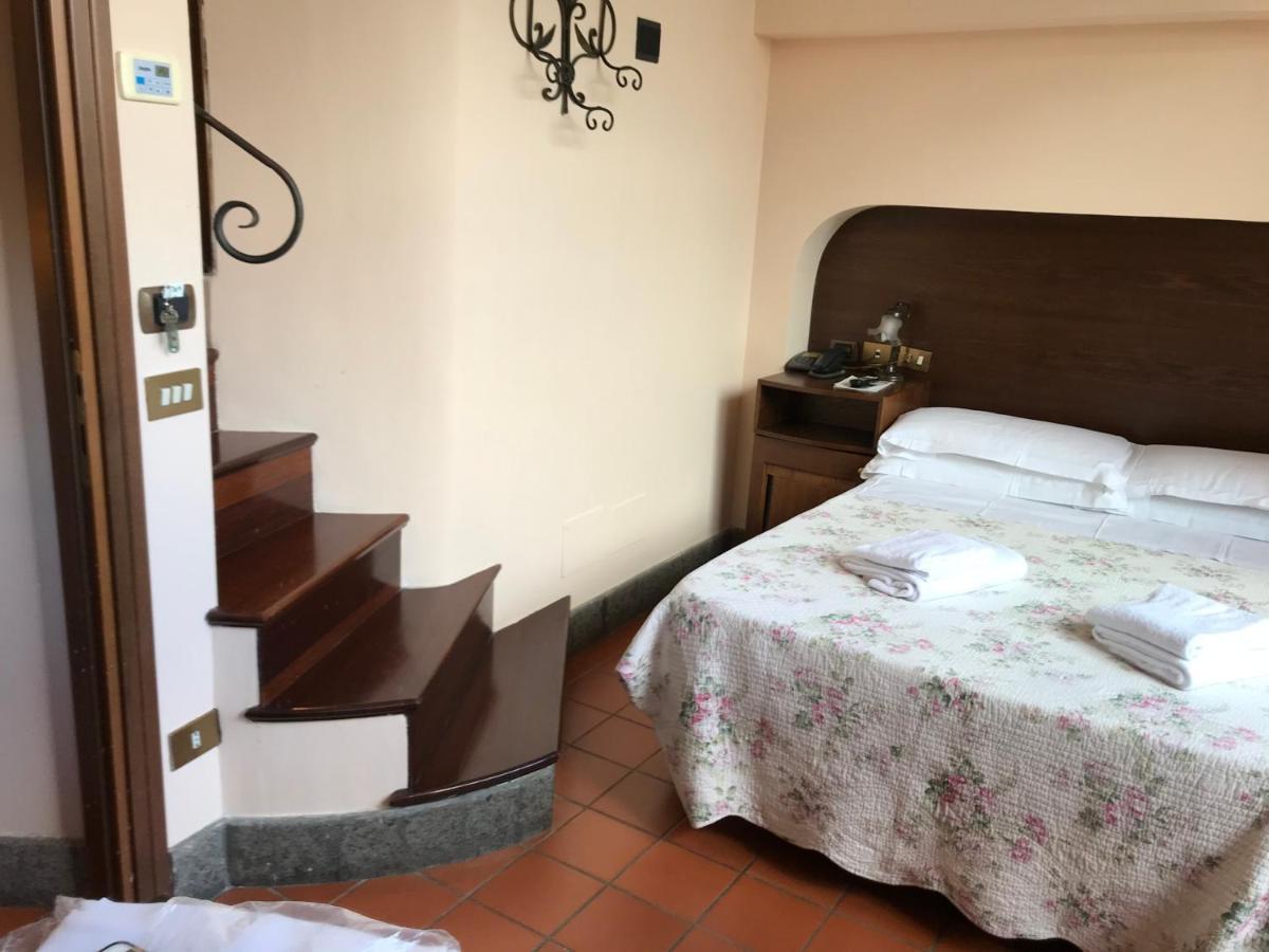 Hotel Okapi Rome Bagian luar foto