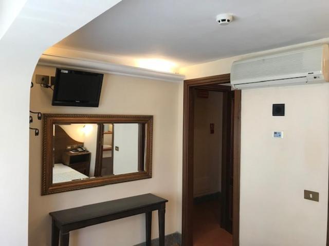 Hotel Okapi Rome Bagian luar foto